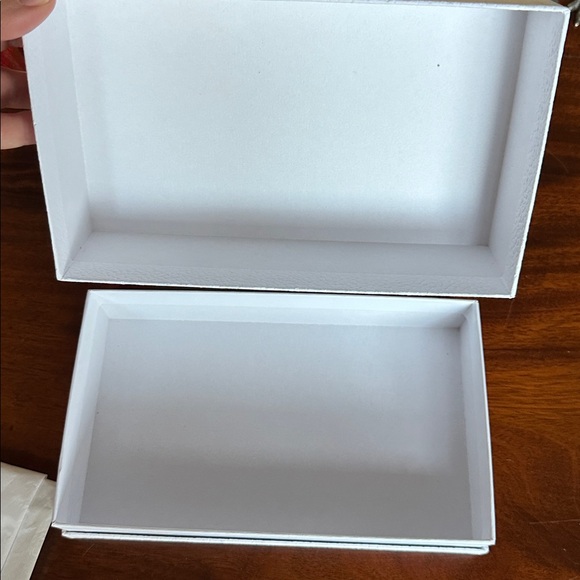 New Dior long wallet size gift box, Dior tissue paper and limited edition card - Picture 14 of 14